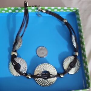 Elegant Gold and Brown Necklace